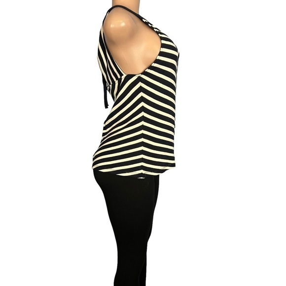 3/$30 🍂 Maeve Anthropologie Navy and White Knit Halter Tank - Picture 5 of 9